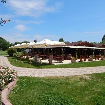 Campsite Estivo Premium Mobile Homes On Pra Delle Torri *